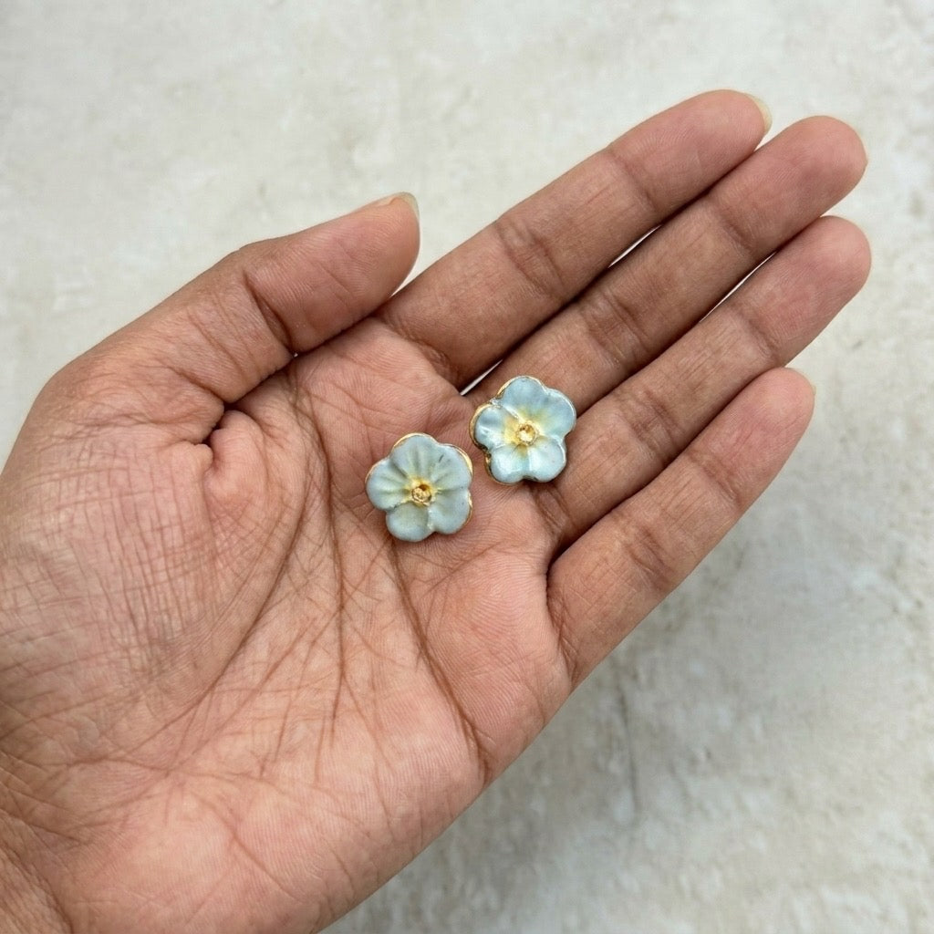Powder me blue studs