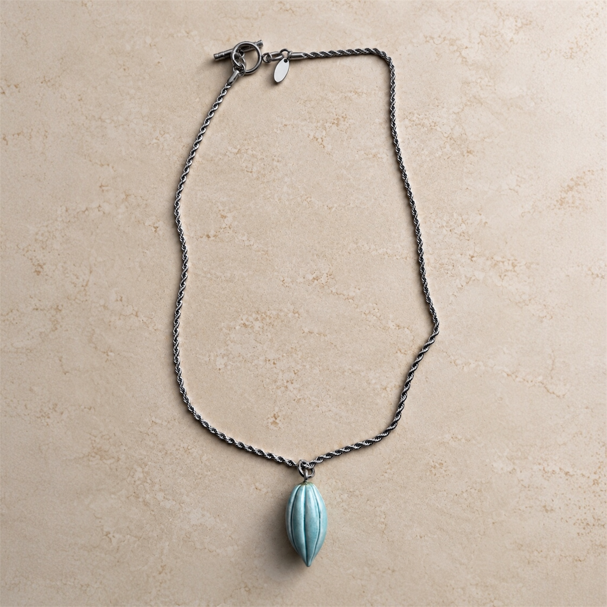China blue Cocoa pendant necklace