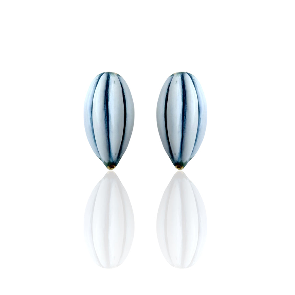 Seafoam Cocoa Studs