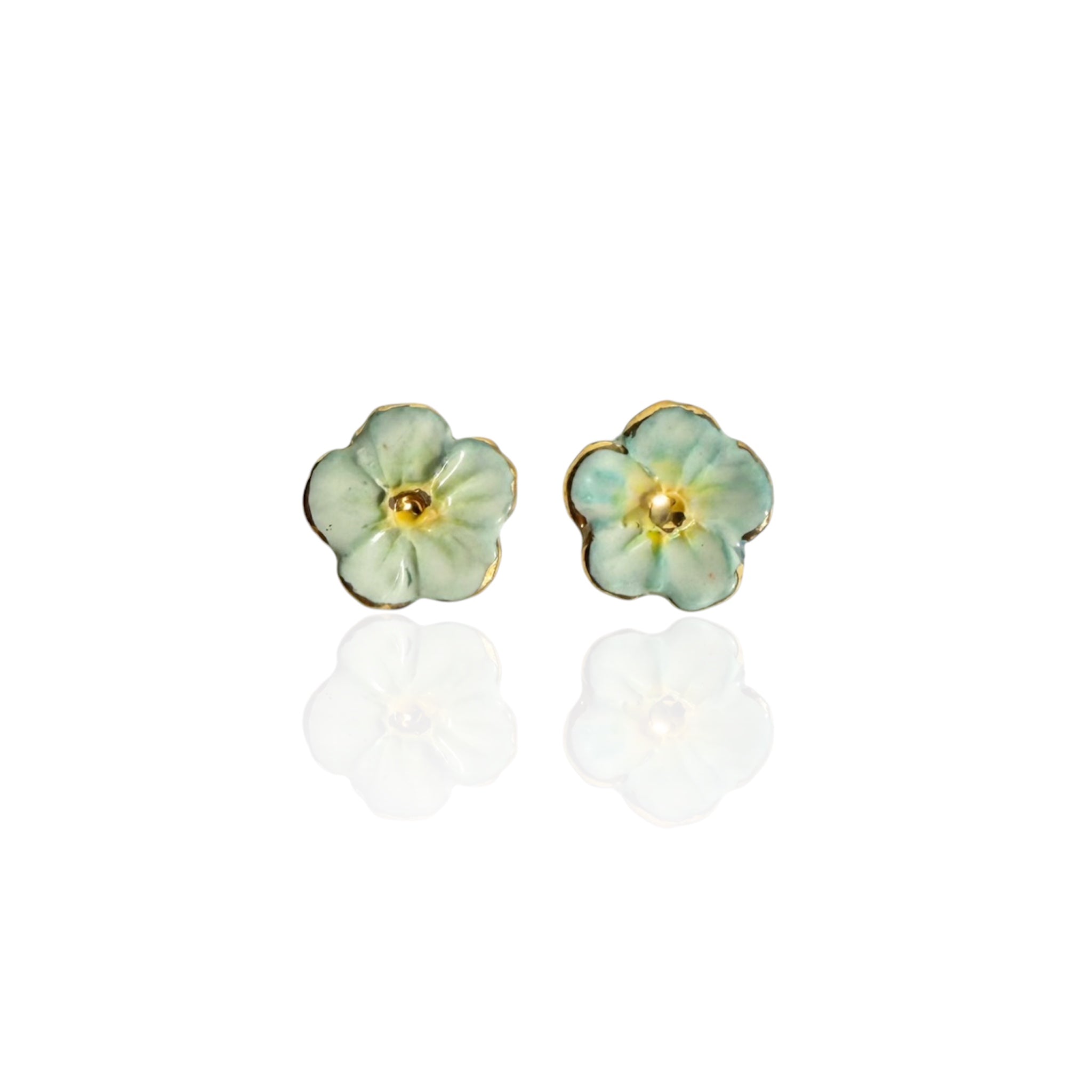 Powder me blue studs