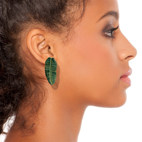 Banana leaf studs