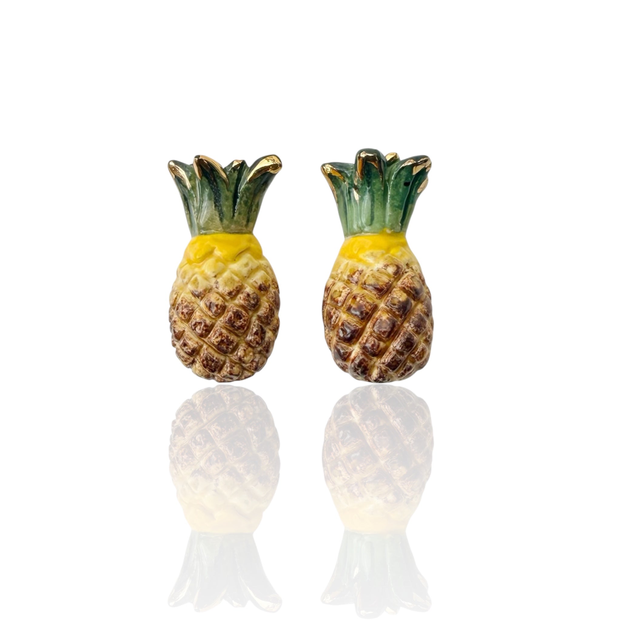 Queen Pineapple Stud